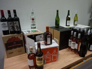 How-Many-Bottles-Are-in-a-Case-of-Liquor (Wine, Beer, Vodka)